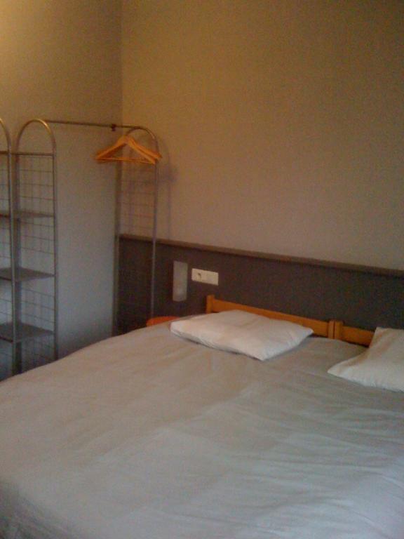 Pension Hotel Restaurant De La Place Voujeaucourt Phòng bức ảnh